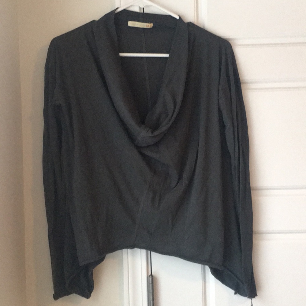 Stretchy lounge top!